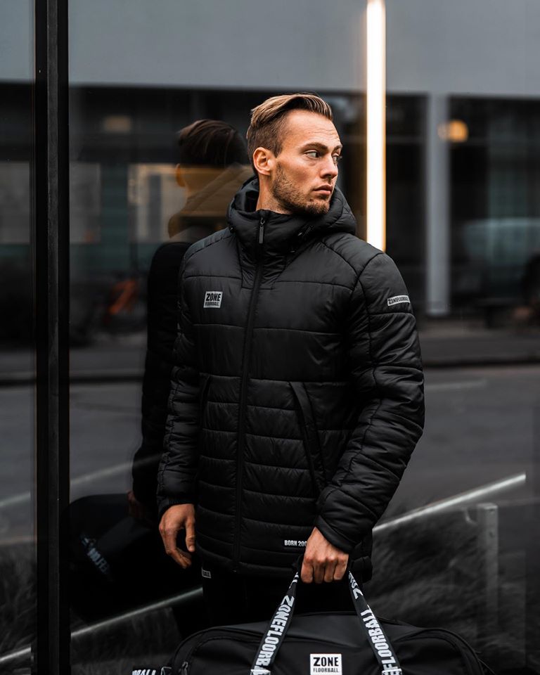 Выбор чемпионов: JESPER ELIASSON (арт. 45284) Куртка утеплённая Zonefloorball. PREMIUM PARKA black Выбор чемпионов: JESPER ELIASSON Zonefloorball. Pro Parka Jacket black